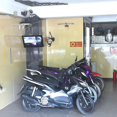Sao Hotel Nguyen Ngoc Vu 河内 外观 照片