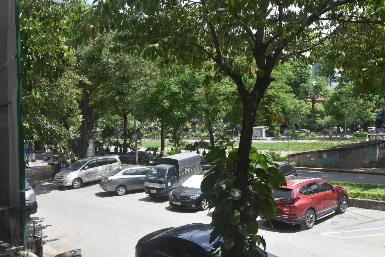 Sao Hotel Nguyen Ngoc Vu 河内 外观 照片